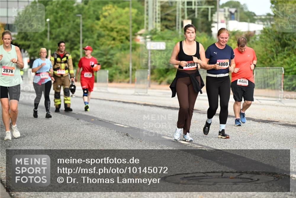 06.09.2026 - CURREX Alsterlauf Dr. Thomas Lammeyer http://msf.ph/oto/10145072 06.09.2026 10:17:39 Laufen 2876, 4122, 6211, 4880, 4869, 4486 meine-sportfotos.de