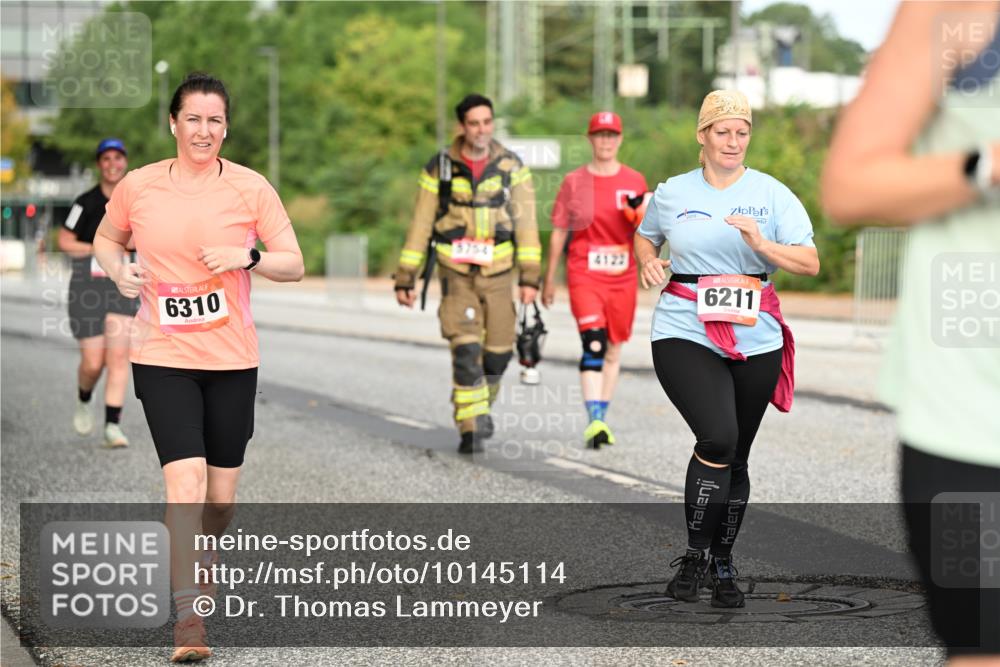 06.09.2026 - CURREX Alsterlauf Dr. Thomas Lammeyer http://msf.ph/oto/10145114 06.09.2026 10:17:44 Laufen 6310, 5754, 4122, 6211 meine-sportfotos.de
