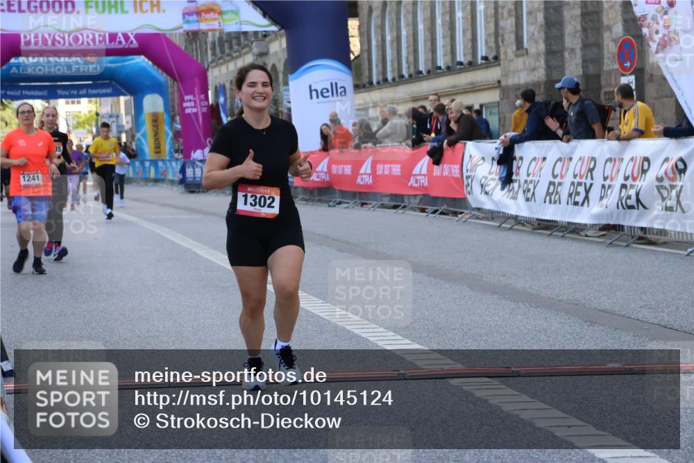 06.09.2026 - CURREX Alsterlauf Strokosch-Dieckow http://msf.ph/oto/10145124 06.09.2026 11:50:57 Ziel 1199, 1211, 1235, 1241, 1302 meine-sportfotos.de