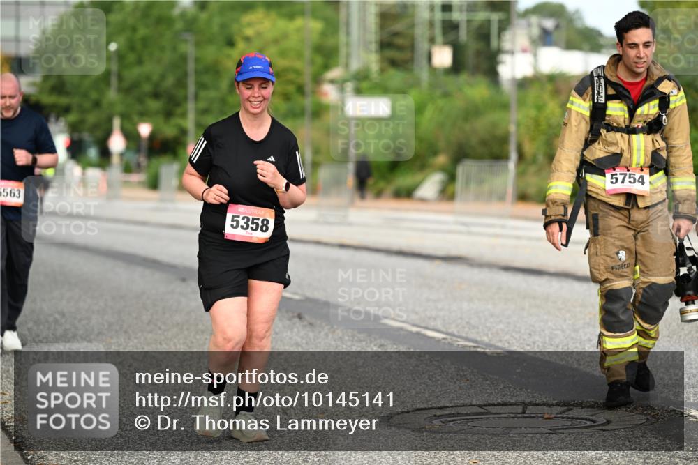 06.09.2026 - CURREX Alsterlauf Dr. Thomas Lammeyer http://msf.ph/oto/10145141 06.09.2026 10:17:48 Laufen 563, 5358, 5754 meine-sportfotos.de
