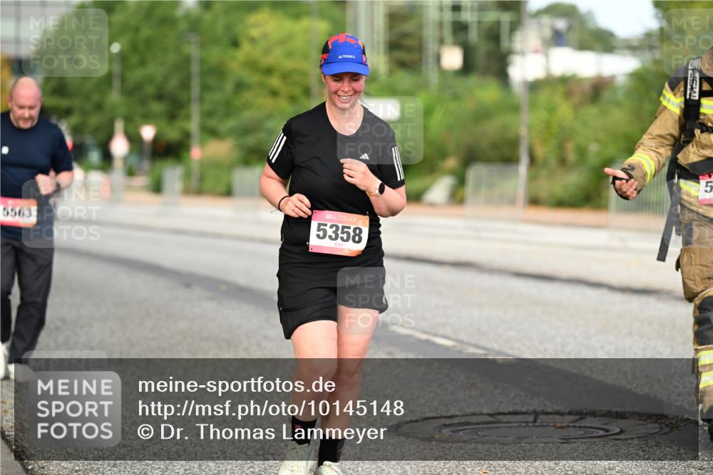06.09.2026 - CURREX Alsterlauf Dr. Thomas Lammeyer http://msf.ph/oto/10145148 06.09.2026 10:17:49 Laufen 5563, 5358, 717, 5 meine-sportfotos.de