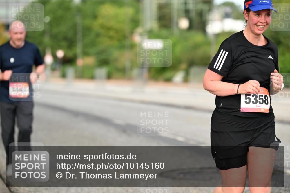 06.09.2026 - CURREX Alsterlauf Dr. Thomas Lammeyer http://msf.ph/oto/10145160 06.09.2026 10:17:50 Laufen 5358 meine-sportfotos.de