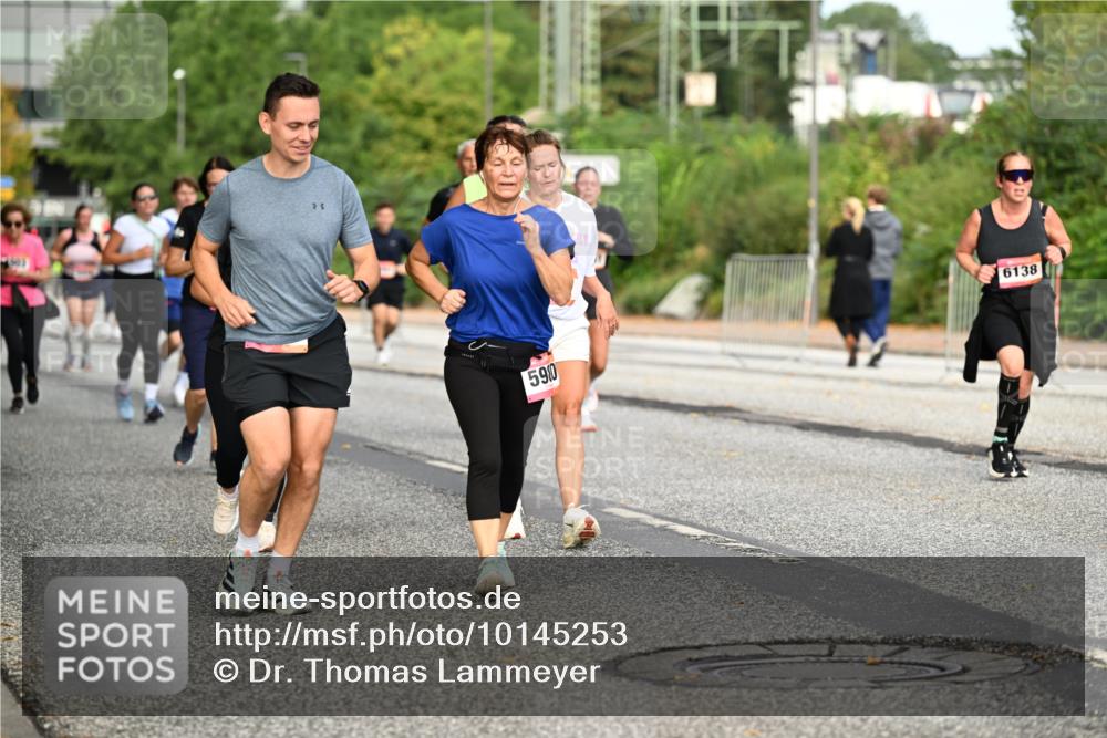 06.09.2026 - CURREX Alsterlauf Dr. Thomas Lammeyer http://msf.ph/oto/10145253 06.09.2026 10:18:04 Laufen 590, 6138 meine-sportfotos.de
