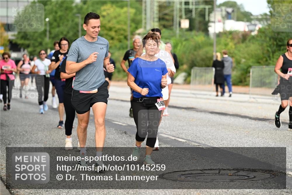 06.09.2026 - CURREX Alsterlauf Dr. Thomas Lammeyer http://msf.ph/oto/10145259 06.09.2026 10:18:05 Laufen 590 meine-sportfotos.de