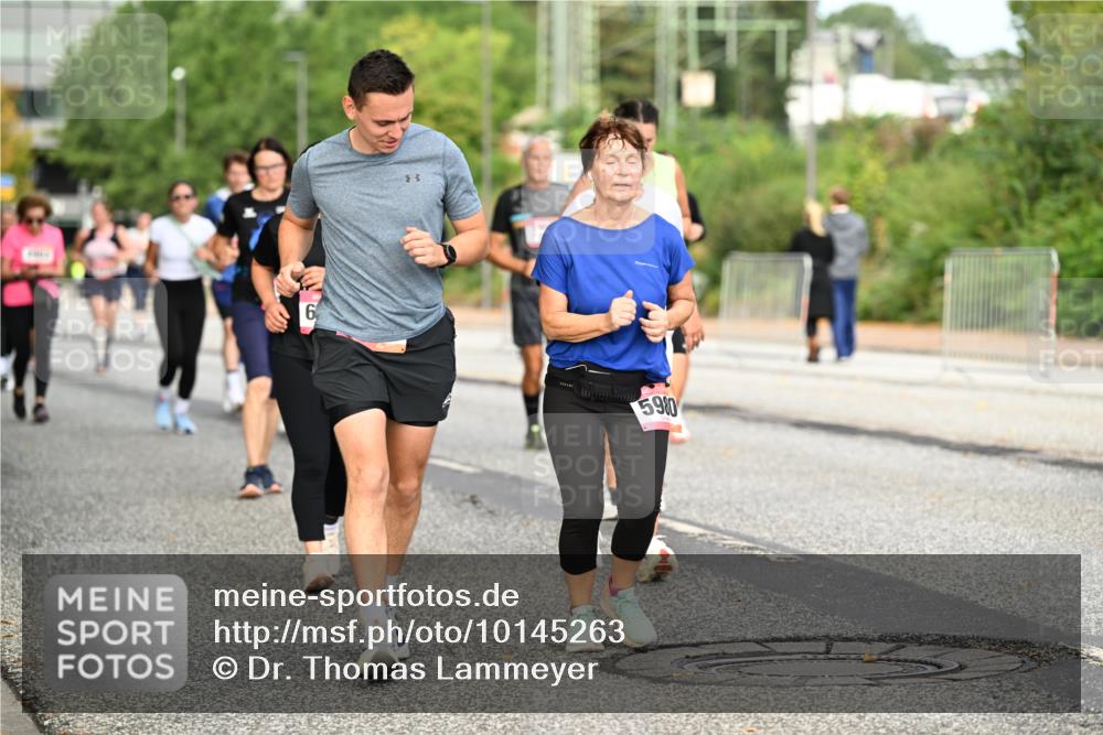 06.09.2026 - CURREX Alsterlauf Dr. Thomas Lammeyer http://msf.ph/oto/10145263 06.09.2026 10:18:05 Laufen 6, 5980 meine-sportfotos.de