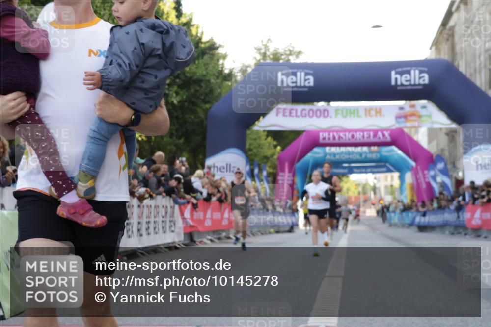 06.09.2026 - CURREX Alsterlauf Yannick Fuchs http://msf.ph/oto/10145278 06.09.2026 09:47:37 Ziel 2865, 2953, 3386, 4313, 5309, 5863, 6378, 8189 meine-sportfotos.de