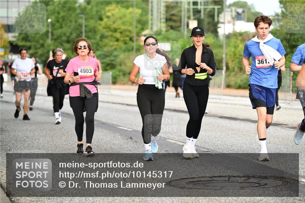 06.09.2026 - CURREX Alsterlauf Dr. Thomas Lammeyer http://msf.ph/oto/10145317 06.09.2026 10:18:11 Laufen 4903, 361 meine-sportfotos.de