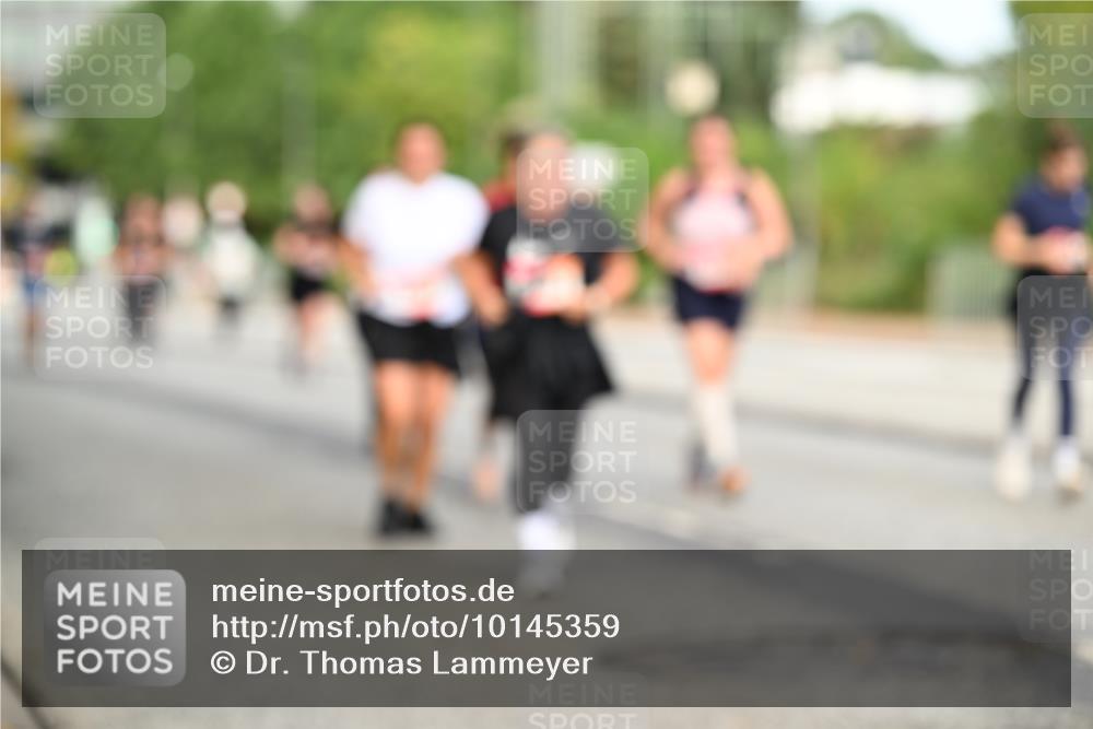 06.09.2026 - CURREX Alsterlauf Dr. Thomas Lammeyer http://msf.ph/oto/10145359 06.09.2026 10:18:15 Laufen  meine-sportfotos.de