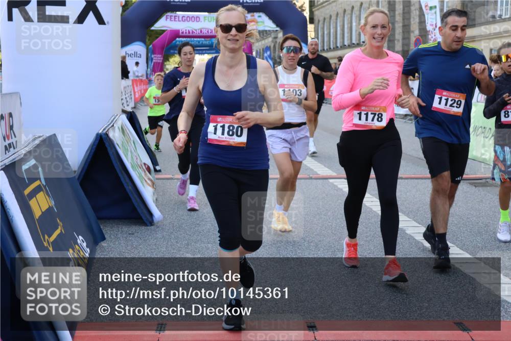 06.09.2026 - CURREX Alsterlauf Strokosch-Dieckow http://msf.ph/oto/10145361 06.09.2026 11:51:23 Ziel 1032, 1035, 1079, 1103, 1129, 1148, 1178, 1179, 1180, 1224, 1300, 4444, 8047, 8184, 8208, 8335 meine-sportfotos.de