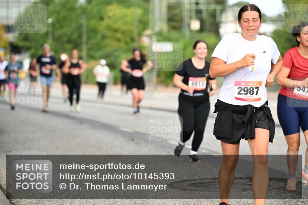 06.09.2026 - CURREX Alsterlauf Dr. Thomas Lammeyer http://msf.ph/oto/10145393 06.09.2026 10:18:19 Laufen 4813, 2987, 947 meine-sportfotos.de