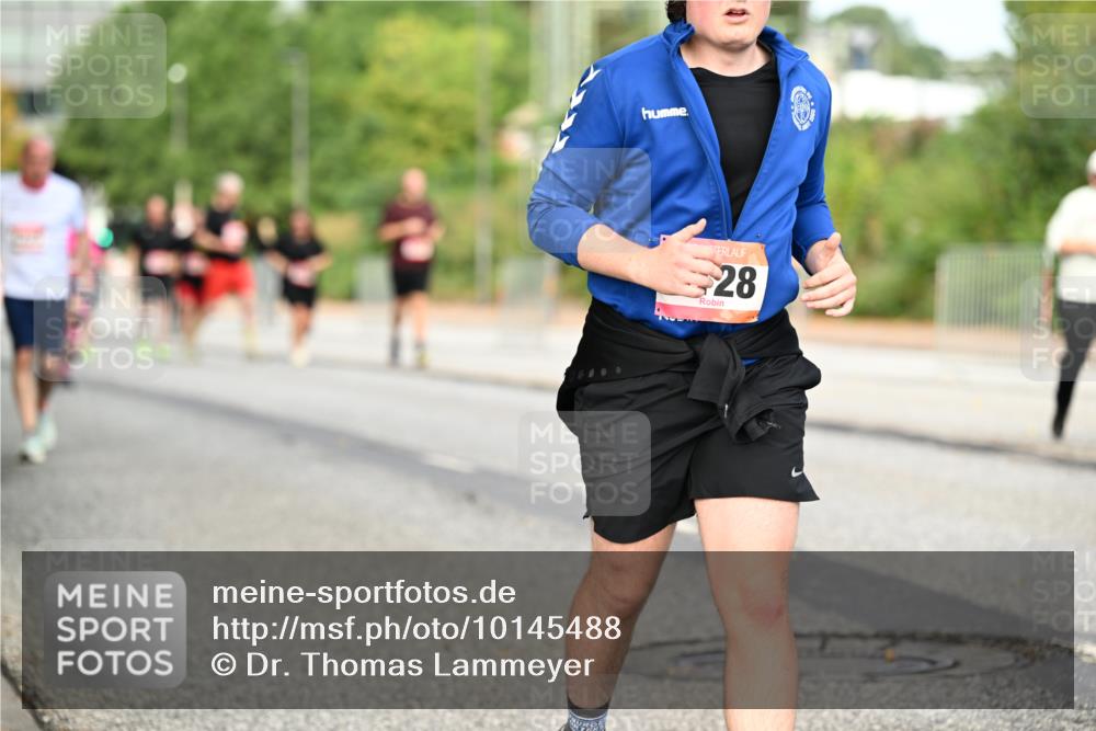 06.09.2026 - CURREX Alsterlauf Dr. Thomas Lammeyer http://msf.ph/oto/10145488 06.09.2026 10:18:29 Laufen 28 meine-sportfotos.de