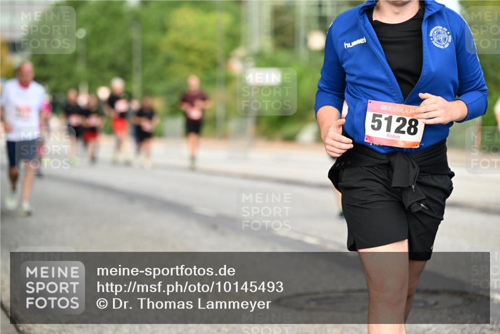 06.09.2026 - CURREX Alsterlauf Dr. Thomas Lammeyer http://msf.ph/oto/10145493 06.09.2026 10:18:30 Laufen 5128 meine-sportfotos.de