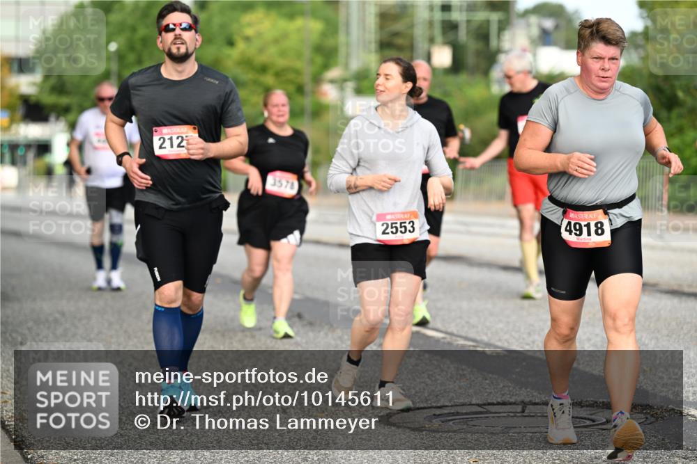 06.09.2026 - CURREX Alsterlauf Dr. Thomas Lammeyer http://msf.ph/oto/10145611 06.09.2026 10:18:46 Laufen 100, 212, 3578, 2553, 4918 meine-sportfotos.de