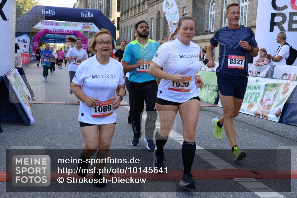 06.09.2026 - CURREX Alsterlauf Strokosch-Dieckow http://msf.ph/oto/10145641 06.09.2026 11:51:45 Ziel 1083, 1089, 1090, 1135, 1194, 1226, 1257, 1315, 1345, 1347, 8159, 8327 meine-sportfotos.de