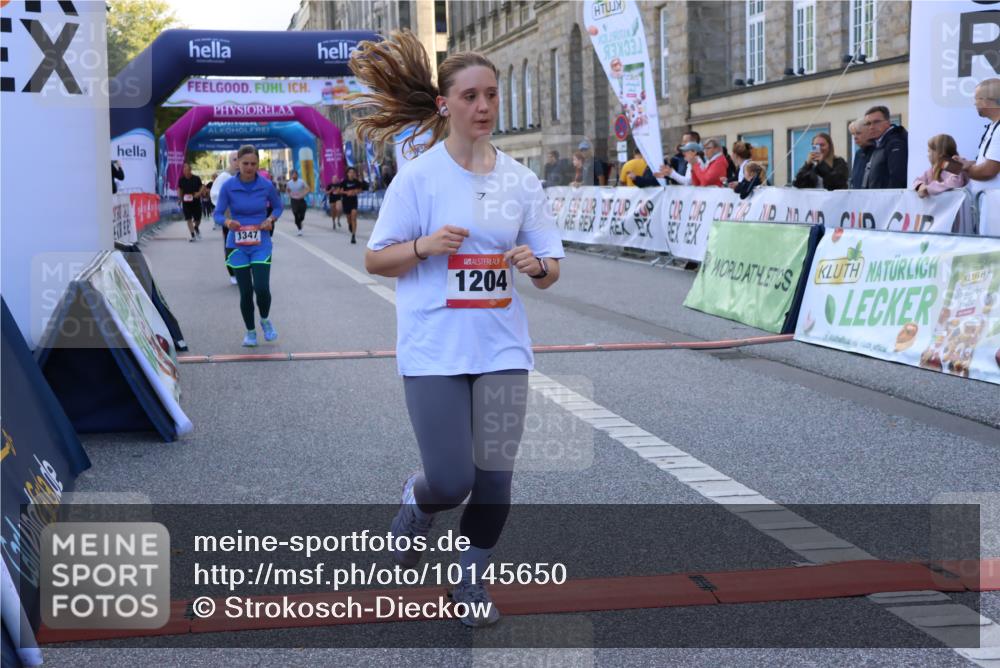 06.09.2026 - CURREX Alsterlauf Strokosch-Dieckow http://msf.ph/oto/10145650 06.09.2026 11:51:48 Ziel 1089, 1090, 1118, 1123, 1135, 1194, 1254, 1257, 1315, 1347, 8159, 8327 meine-sportfotos.de