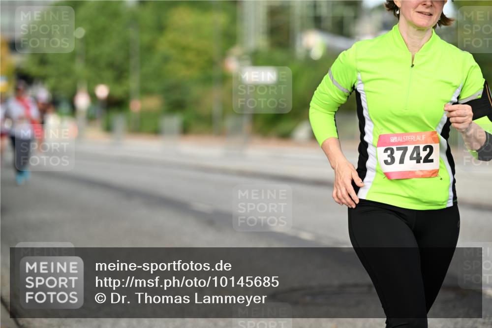 06.09.2026 - CURREX Alsterlauf Dr. Thomas Lammeyer http://msf.ph/oto/10145685 06.09.2026 10:18:54 Laufen 3742 meine-sportfotos.de