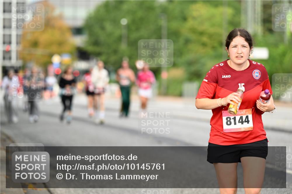 06.09.2026 - CURREX Alsterlauf Dr. Thomas Lammeyer http://msf.ph/oto/10145761 06.09.2026 10:19:20 Laufen 8144 meine-sportfotos.de