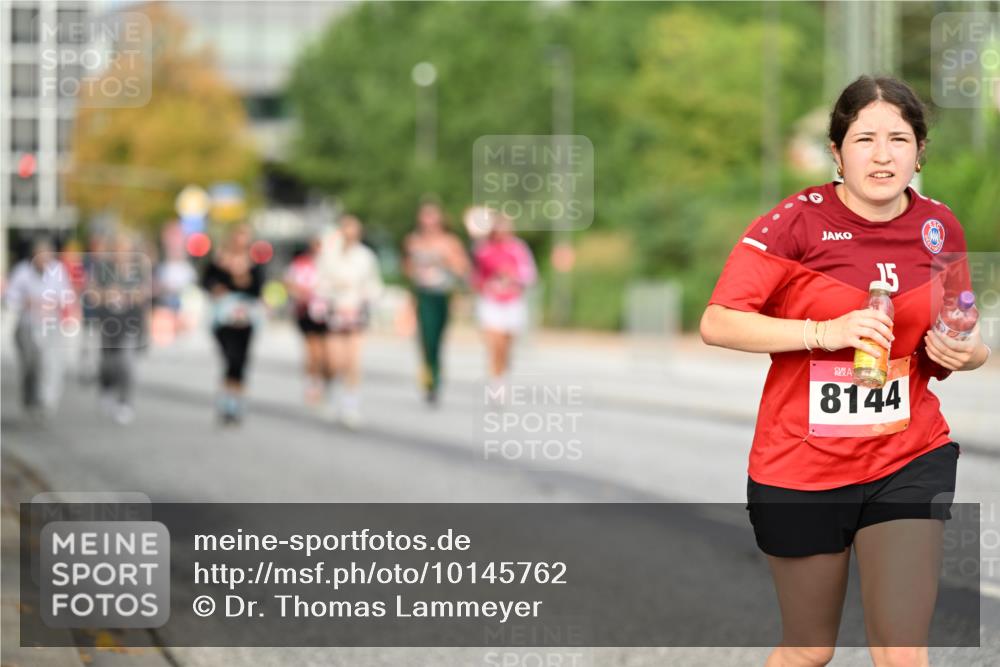 06.09.2026 - CURREX Alsterlauf Dr. Thomas Lammeyer http://msf.ph/oto/10145762 06.09.2026 10:19:20 Laufen 15, 8144 meine-sportfotos.de