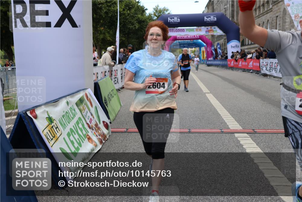 06.09.2026 - CURREX Alsterlauf Strokosch-Dieckow http://msf.ph/oto/10145763 06.09.2026 10:21:26 Ziel 2330, 2402, 2403, 2404, 2579, 2604, 2712, 6037, 6038 meine-sportfotos.de