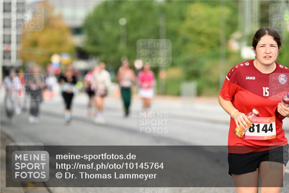 06.09.2026 - CURREX Alsterlauf Dr. Thomas Lammeyer http://msf.ph/oto/10145764 06.09.2026 10:19:20 Laufen 15, 8144 meine-sportfotos.de