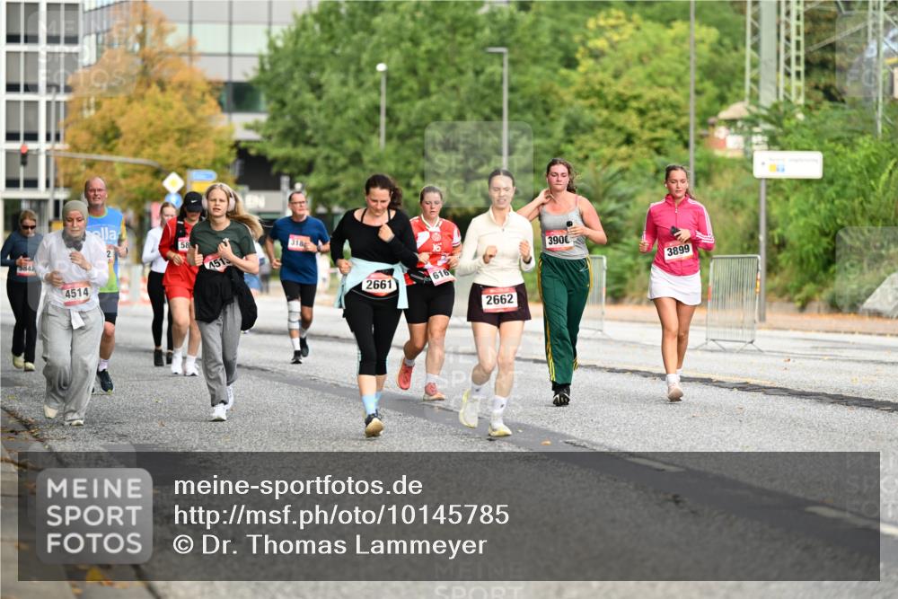 06.09.2026 - CURREX Alsterlauf Dr. Thomas Lammeyer http://msf.ph/oto/10145785 06.09.2026 10:19:25 Laufen 5842, 4514, 58, 451, 318, 2661, 616, 2662, 3900, 3899 meine-sportfotos.de