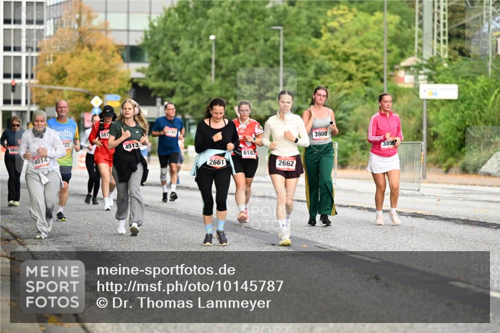 06.09.2026 - CURREX Alsterlauf Dr. Thomas Lammeyer http://msf.ph/oto/10145787 06.09.2026 10:19:25 Laufen 5842, 4514, 581, 185, 122, 4513, 6167, 2661, 2662, 3900, 3899 meine-sportfotos.de
