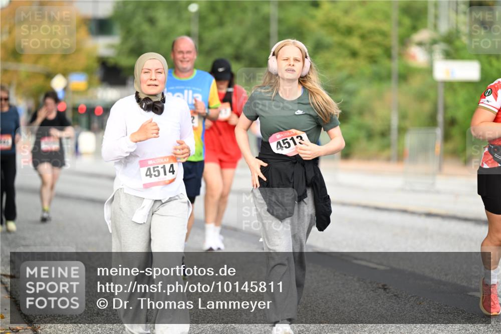 06.09.2026 - CURREX Alsterlauf Dr. Thomas Lammeyer http://msf.ph/oto/10145811 06.09.2026 10:19:31 Laufen 4514, 4513 meine-sportfotos.de