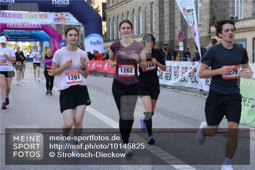 06.09.2026 - CURREX Alsterlauf Strokosch-Dieckow http://msf.ph/oto/10145825 06.09.2026 11:52:09 Ziel 1085, 1108, 1154, 1210, 1244, 1261, 1262, 1279, 1330, 8138 meine-sportfotos.de