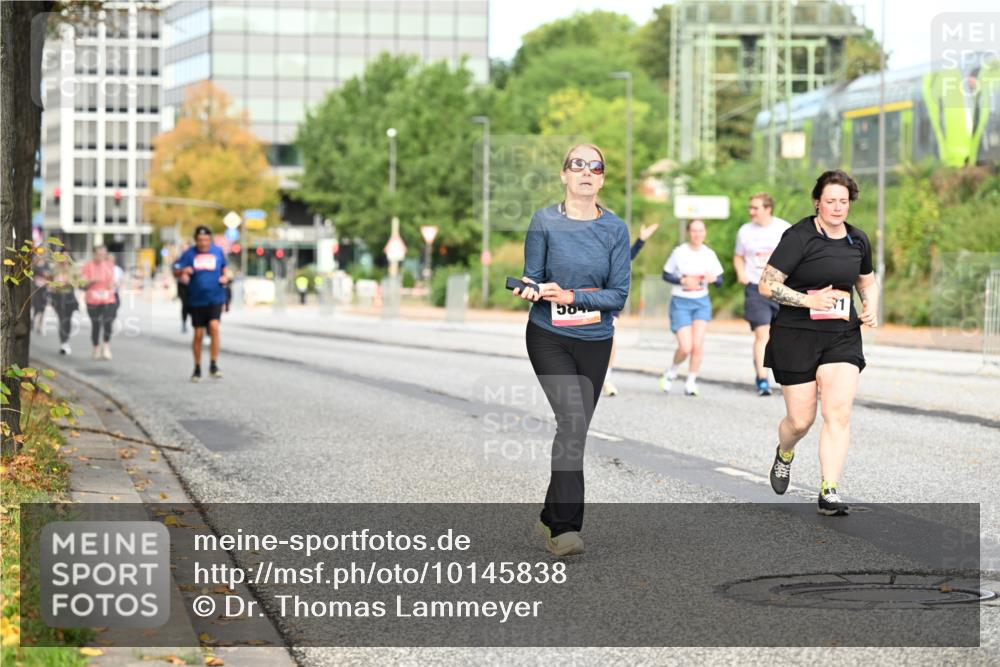 06.09.2026 - CURREX Alsterlauf Dr. Thomas Lammeyer http://msf.ph/oto/10145838 06.09.2026 10:19:39 Laufen 584, 31 meine-sportfotos.de