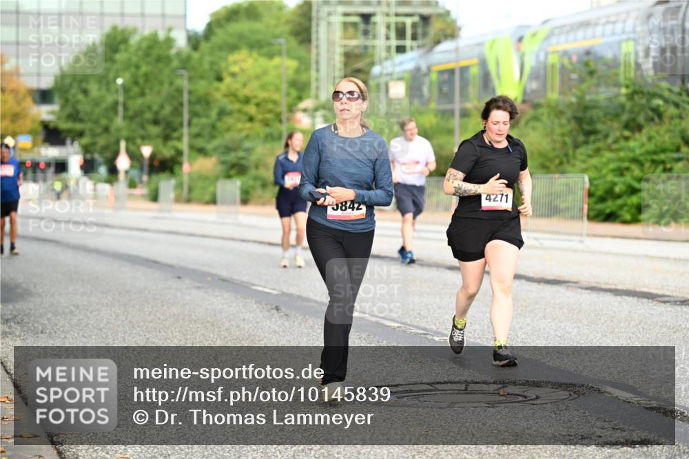 06.09.2026 - CURREX Alsterlauf Dr. Thomas Lammeyer http://msf.ph/oto/10145839 06.09.2026 10:19:40 Laufen 842, 4271 meine-sportfotos.de