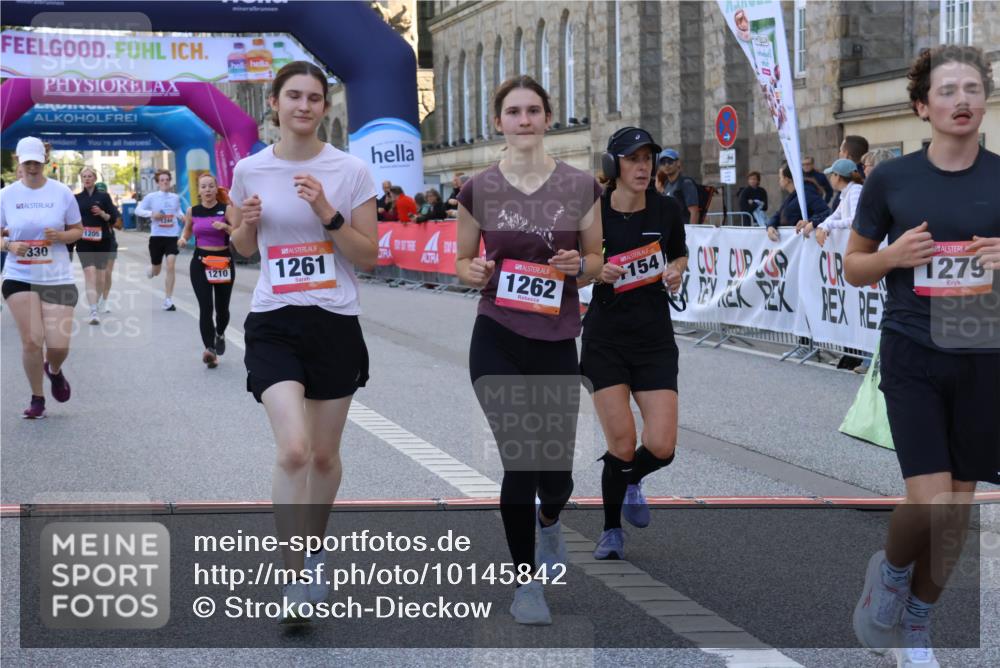 06.09.2026 - CURREX Alsterlauf Strokosch-Dieckow http://msf.ph/oto/10145842 06.09.2026 11:52:09 Ziel 1085, 1108, 1154, 1210, 1244, 1261, 1262, 1279, 1330, 8138 meine-sportfotos.de