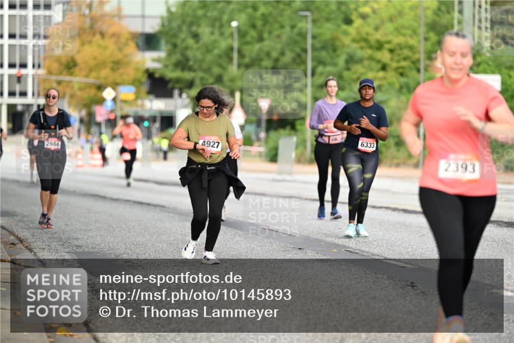 06.09.2026 - CURREX Alsterlauf Dr. Thomas Lammeyer http://msf.ph/oto/10145893 06.09.2026 10:19:52 Laufen 4927, 2984, 6333, 2393 meine-sportfotos.de