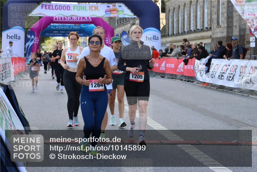 06.09.2026 - CURREX Alsterlauf Strokosch-Dieckow http://msf.ph/oto/10145899 06.09.2026 11:52:17 Ziel 1059, 1120, 1186, 1205, 1206, 1210, 1215, 1244, 1266, 1304, 1330 meine-sportfotos.de