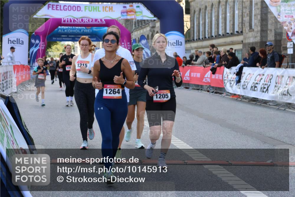06.09.2026 - CURREX Alsterlauf Strokosch-Dieckow http://msf.ph/oto/10145913 06.09.2026 11:52:17 Ziel 1059, 1120, 1186, 1205, 1206, 1210, 1215, 1244, 1266, 1304, 1330 meine-sportfotos.de