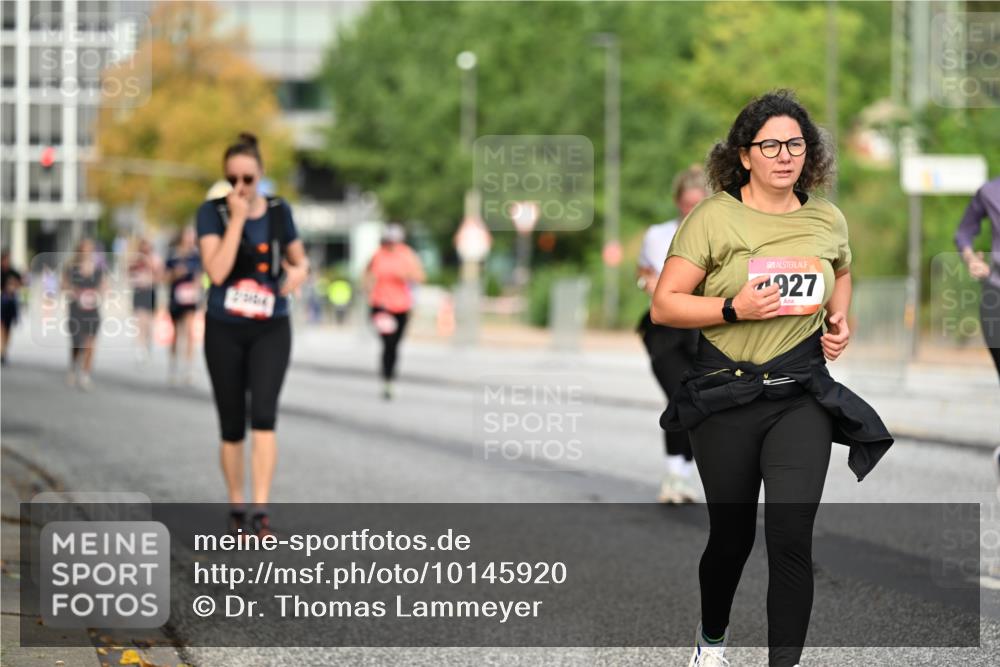 06.09.2026 - CURREX Alsterlauf Dr. Thomas Lammeyer http://msf.ph/oto/10145920 06.09.2026 10:19:57 Laufen 927 meine-sportfotos.de