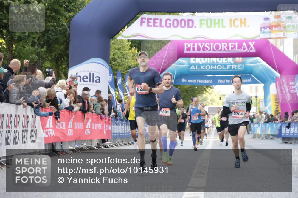 06.09.2026 - CURREX Alsterlauf Yannick Fuchs http://msf.ph/oto/10145931 06.09.2026 09:47:46 Ziel 2850, 5704, 6262, 6378, 8189 meine-sportfotos.de