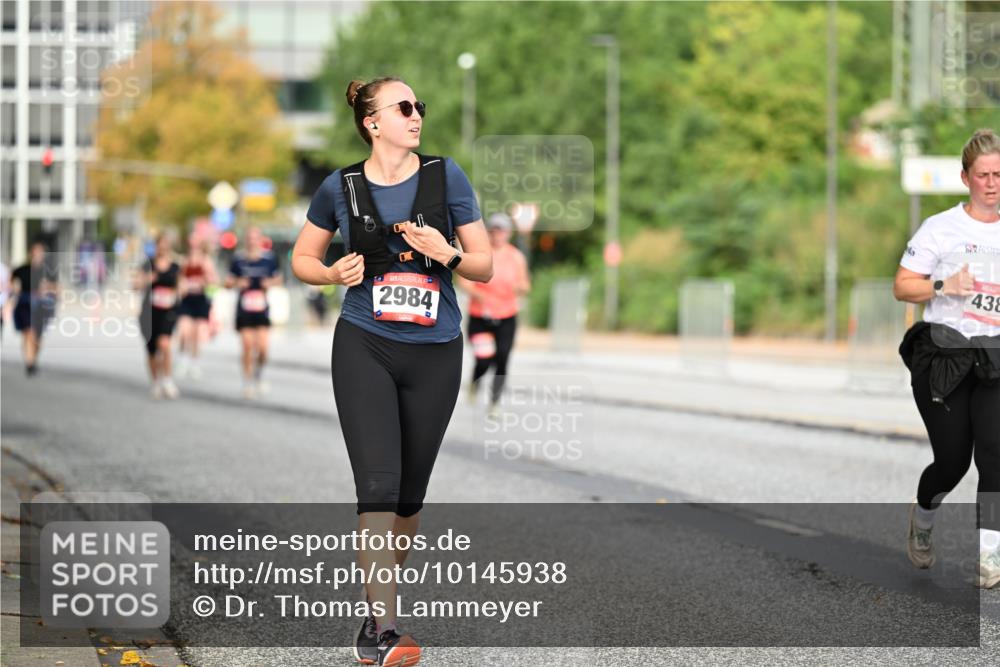 06.09.2026 - CURREX Alsterlauf Dr. Thomas Lammeyer http://msf.ph/oto/10145938 06.09.2026 10:19:59 Laufen 2984, 438 meine-sportfotos.de