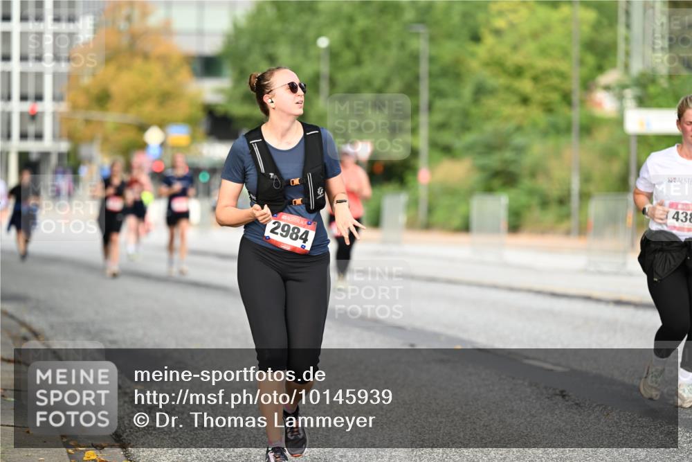 06.09.2026 - CURREX Alsterlauf Dr. Thomas Lammeyer http://msf.ph/oto/10145939 06.09.2026 10:20:00 Laufen 2984, 438 meine-sportfotos.de