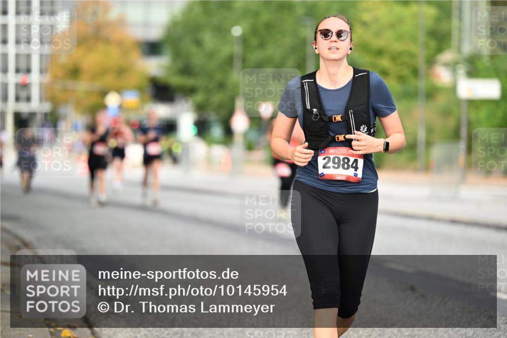 06.09.2026 - CURREX Alsterlauf Dr. Thomas Lammeyer http://msf.ph/oto/10145954 06.09.2026 10:20:01 Laufen 2984, 5 meine-sportfotos.de