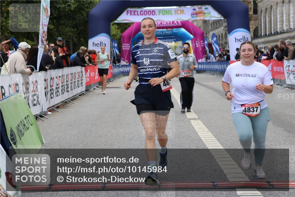 06.09.2026 - CURREX Alsterlauf Strokosch-Dieckow http://msf.ph/oto/10145984 06.09.2026 10:21:36 Ziel 2032, 2038, 2402, 2876, 3918, 4764, 4837, 4875 meine-sportfotos.de