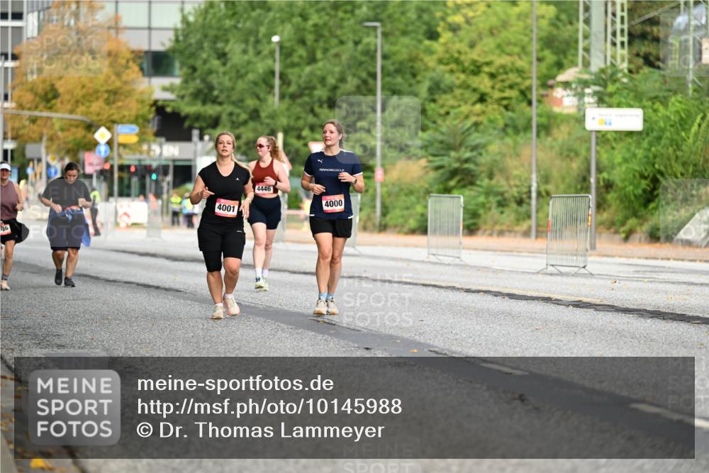 06.09.2026 - CURREX Alsterlauf Dr. Thomas Lammeyer http://msf.ph/oto/10145988 06.09.2026 10:20:08 Laufen 536, 4001, 4446, 4000 meine-sportfotos.de