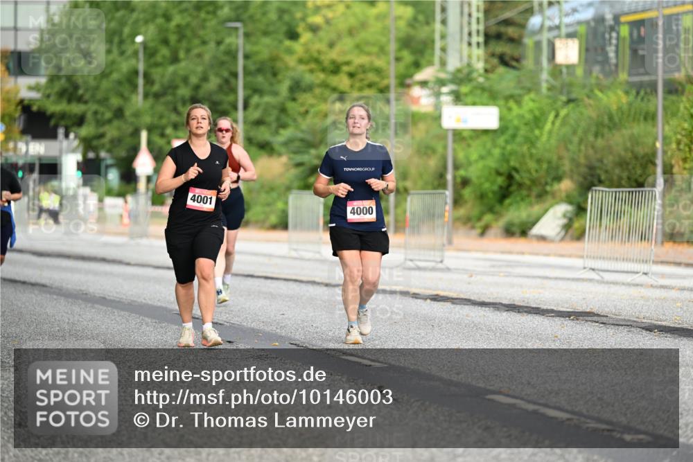 06.09.2026 - CURREX Alsterlauf Dr. Thomas Lammeyer http://msf.ph/oto/10146003 06.09.2026 10:20:11 Laufen 4001, 4000 meine-sportfotos.de