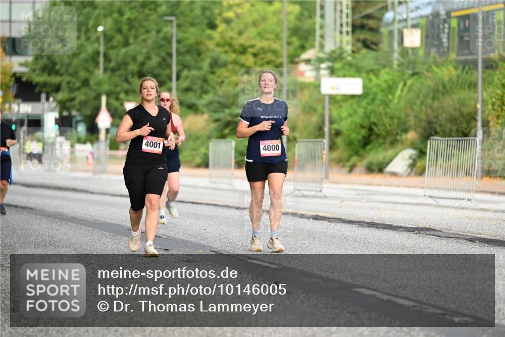 06.09.2026 - CURREX Alsterlauf Dr. Thomas Lammeyer http://msf.ph/oto/10146005 06.09.2026 10:20:11 Laufen 4001, 4000 meine-sportfotos.de