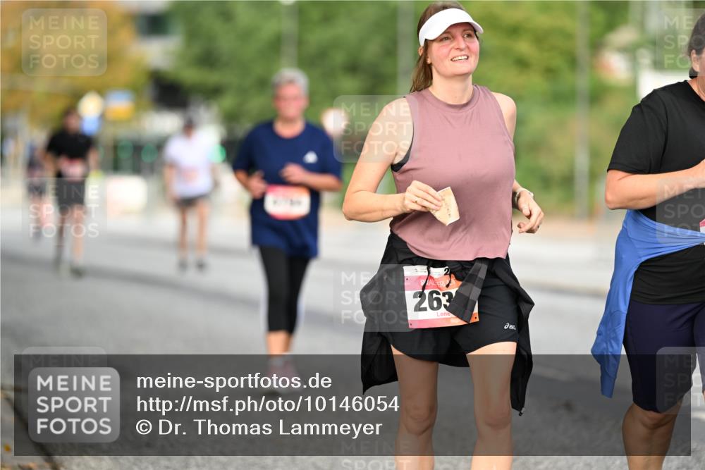 06.09.2026 - CURREX Alsterlauf Dr. Thomas Lammeyer http://msf.ph/oto/10146054 06.09.2026 10:20:23 Laufen 263 meine-sportfotos.de