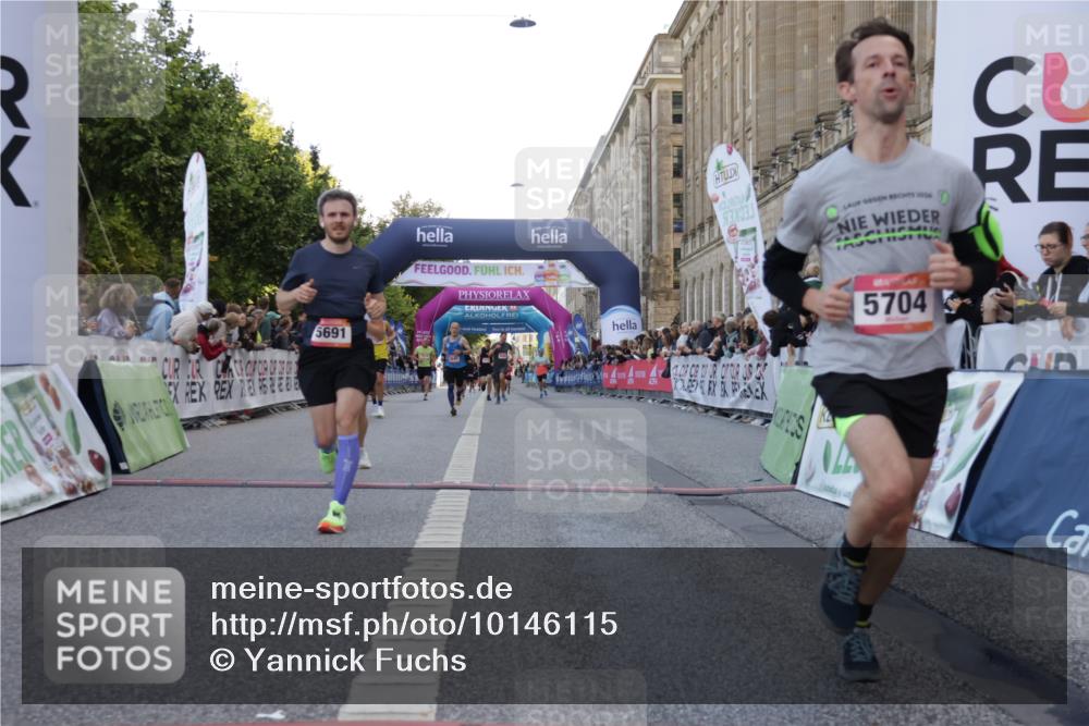 06.09.2026 - CURREX Alsterlauf Yannick Fuchs http://msf.ph/oto/10146115 06.09.2026 09:47:50 Ziel 2759, 2850, 5704, 5845, 6228, 6262 meine-sportfotos.de