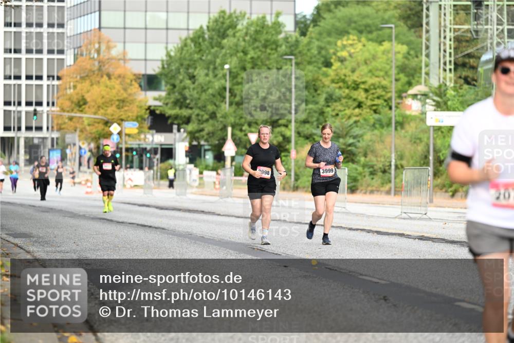 06.09.2026 - CURREX Alsterlauf Dr. Thomas Lammeyer http://msf.ph/oto/10146143 06.09.2026 10:20:41 Laufen 2998, 3999, 20 meine-sportfotos.de