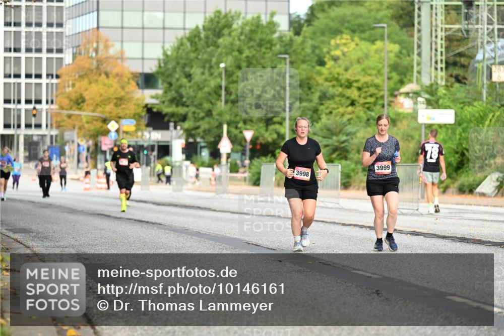 06.09.2026 - CURREX Alsterlauf Dr. Thomas Lammeyer http://msf.ph/oto/10146161 06.09.2026 10:20:43 Laufen 3998, 3999, 78 meine-sportfotos.de
