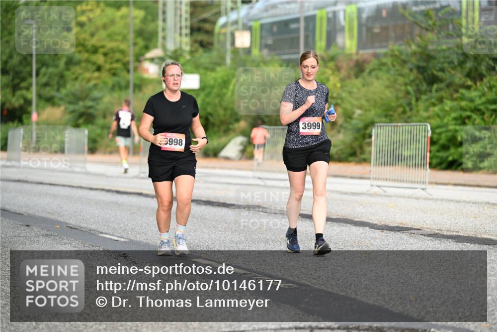 06.09.2026 - CURREX Alsterlauf Dr. Thomas Lammeyer http://msf.ph/oto/10146177 06.09.2026 10:20:46 Laufen 998, 3999 meine-sportfotos.de
