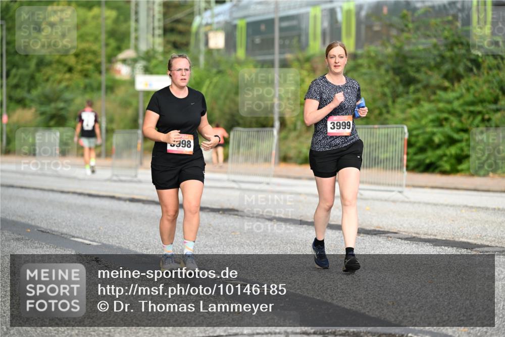 06.09.2026 - CURREX Alsterlauf Dr. Thomas Lammeyer http://msf.ph/oto/10146185 06.09.2026 10:20:47 Laufen 398, 3999 meine-sportfotos.de
