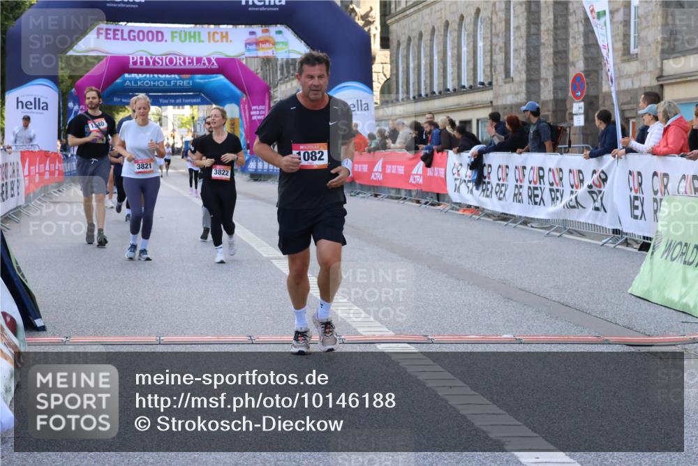 06.09.2026 - CURREX Alsterlauf Strokosch-Dieckow http://msf.ph/oto/10146188 06.09.2026 11:52:46 Ziel 1077, 1082, 1310, 1340, 3821, 3822, 8137 meine-sportfotos.de
